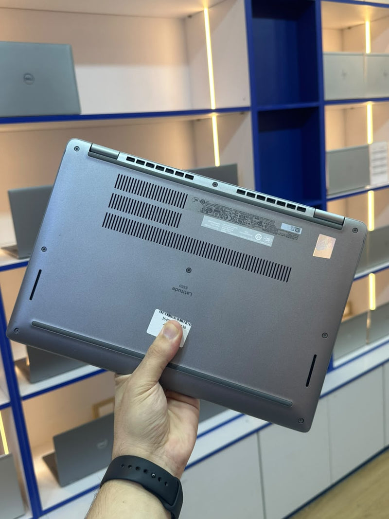 Used Dell Latitude 5330 | Intel Core i5-12th Gen | 16GB RAM | 256GB SSD | 13.3” Screen | Intel Graphics - 3