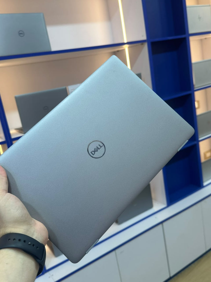 Used Dell Latitude 5330 | Intel Core i5-12th Gen | 16GB RAM | 256GB SSD | 13.3” Screen | Intel Graphics - 4
