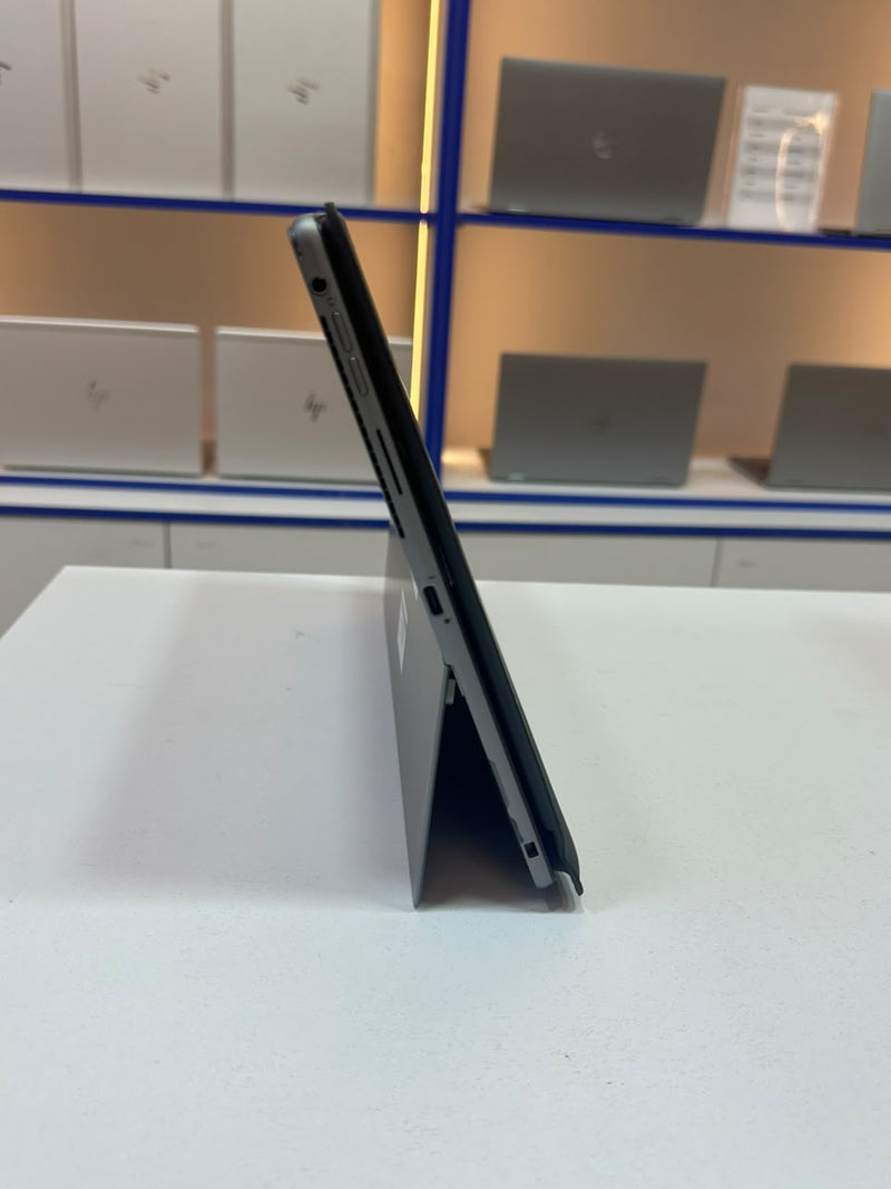 Used Dell Latitude 7320 Detachable | Intel Core i7-11th Gen | 16GB RAM | 512GB SSD | 13.3” Touchscreen | Intel Iris Xe Graphics - 3