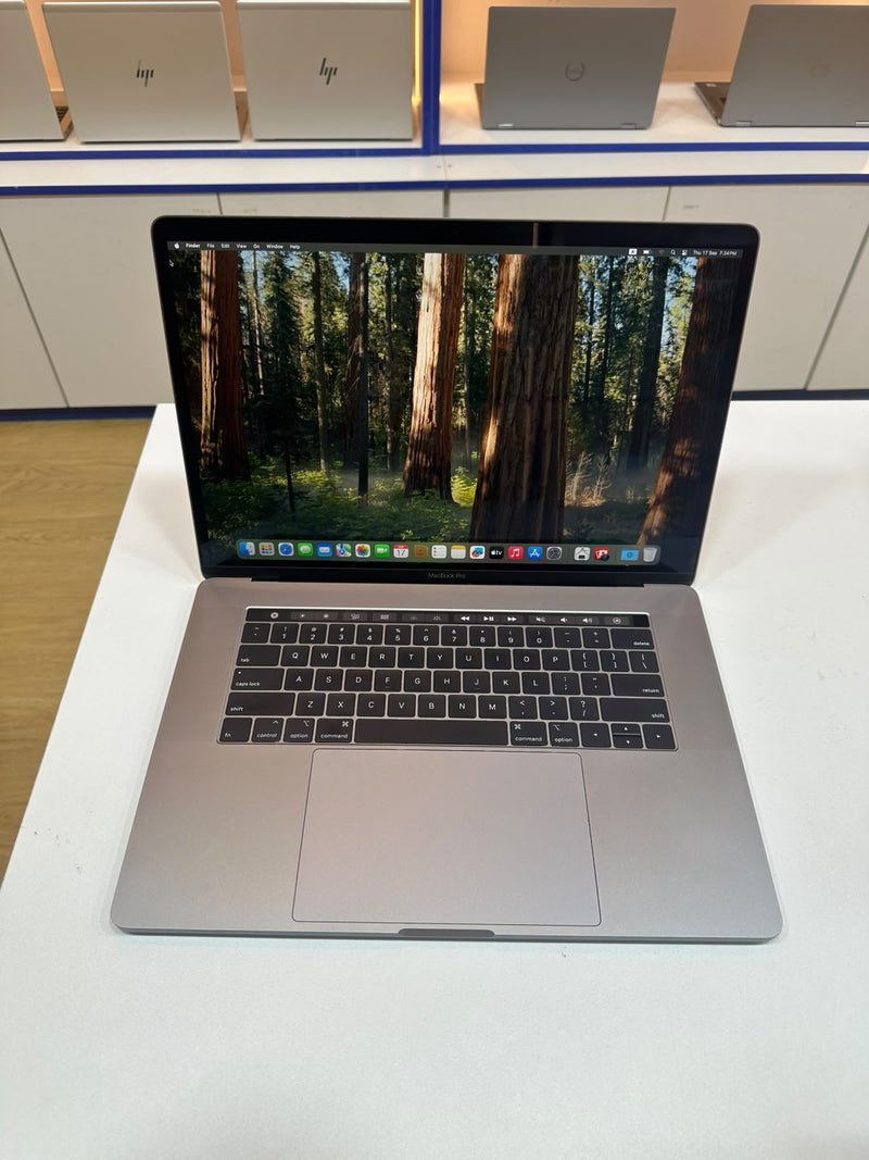Used Apple MacBook Pro (2018) | Intel Core i7 | 16GB RAM | 512GB SSD | 15.4” Inch (2K) | 4GB AMD Graphics - 1